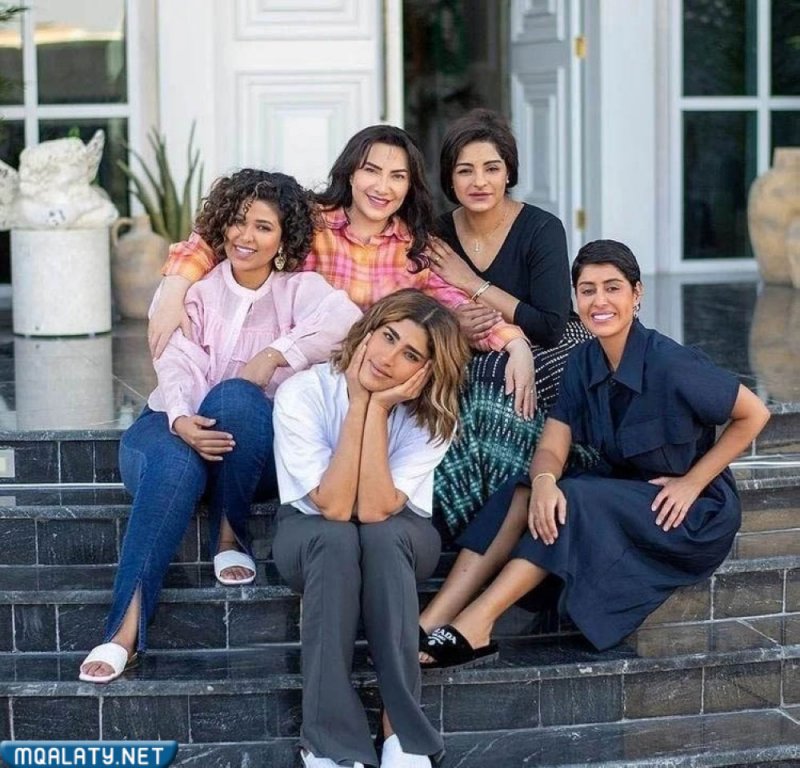 "من شارع الهرم إلى".. محسوبية وإخفاق وممثلات خليجيات زيف وتصنع وميوعة