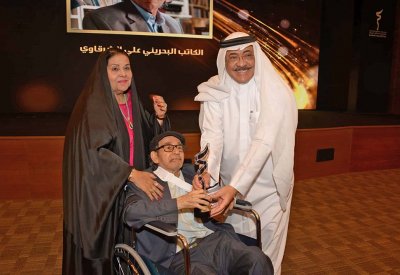 بالصور: ”صُنع بشغف“ يكرم علي الشرقاوي وأمين صالح في دورته الخامسة