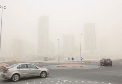 موجة غبار وأجواء لطيفة اليوم الأثنين