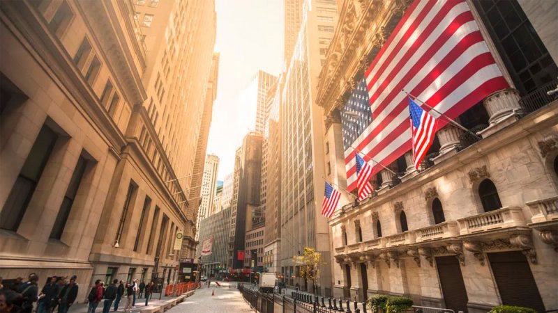 "وول ستريت" تتعثر.. وهذا المؤشر بمقدمة الخاسرين