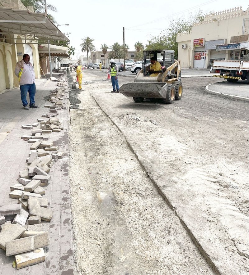 بدء تطوير شوارع مجمعات 221 و222 بالمحرق
