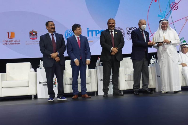 المنتدى العالمي لرواد الأعمال و الاستثمار 2022 يكرم فاروق المؤيد.. لهذا السبب