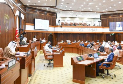 علي بن راشد: التقاعد العسكري ملتزم بمدد دراساته الاكتوارية