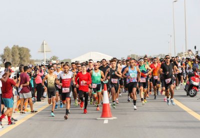 الثلاثاء انطلاق سباق "بتلكو" للدواثلون بالزلاق
