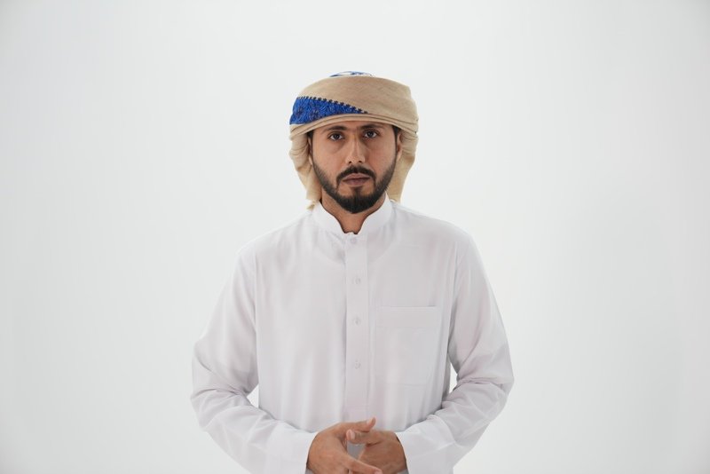 عبدالله في اسكتشات تتصدى لظاهرتين في رمضان