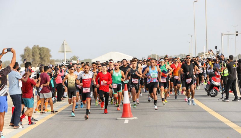 الثلاثاء انطلاق سباق "بتلكو" للدواثلون بالزلاق