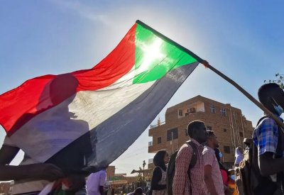 أحزاب سودانية توقع على وثيقة مقترحة للفترة الانتقالية