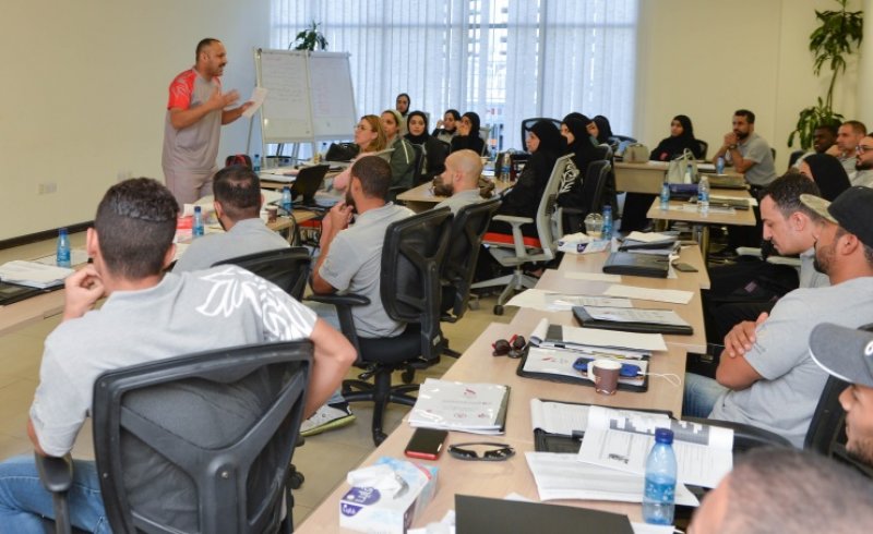 الأكاديمية الأولمبية تنظم دورة المستوى الثالث للمدربين