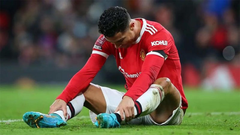 رونالدو يغيب عن مباراة ليفربول بعد وفاة طفله
