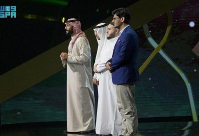اكتمال قائمة المتنافسين في نهائي مسابقة "عطر الكلام"