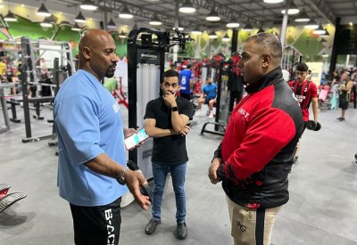 الحداد يزور سوات جيم ويلتقي الشيخ ويشيد بدعم الصالة اللامحدود للعبة