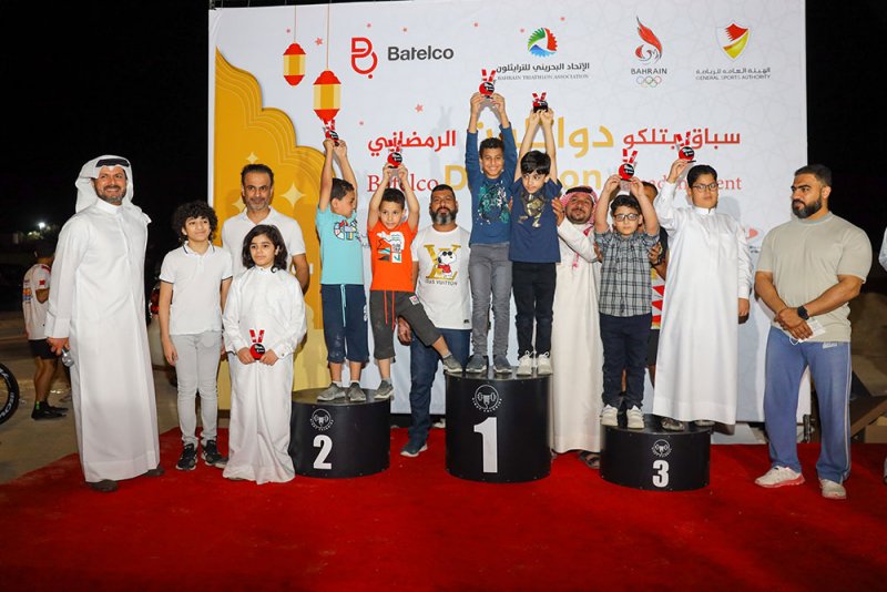 اتحاد الترايثلون يكرم 10 من أبطال السرطان