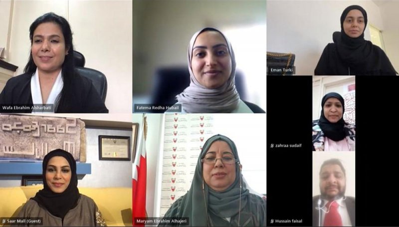 الوكيل المساعد للصحة العامة تترأس اجتماع تجربة المول الصحي