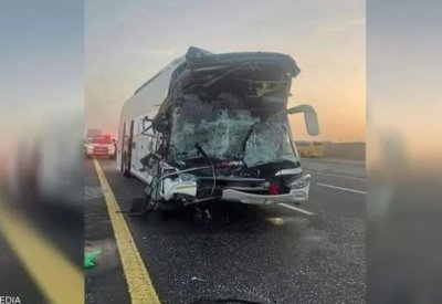 السعودية.. وفاة 8 معتمرين مصريين في حادث انقلاب حافلة