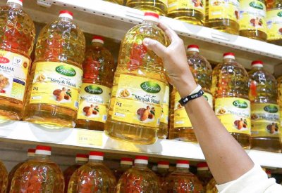 الأمين يؤكد وجود بدائل لاستيراد زيت النخيل