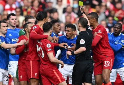 ليفربول يحقق انتصارا "صعبا" ويواصل السباق مع مانشستر سيتي