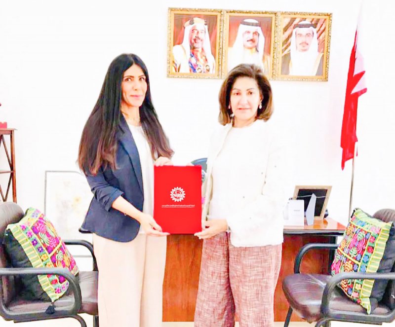 “باسرك” تقدم دعمًا ماليًّا لـ”رعاية الطفل والأمومة”