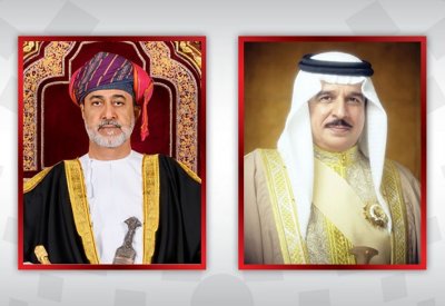 اتصال هاتفي بين جلالة الملك المفدى وسلطان عمان بمناسبة قرب حلول عيد الفطر