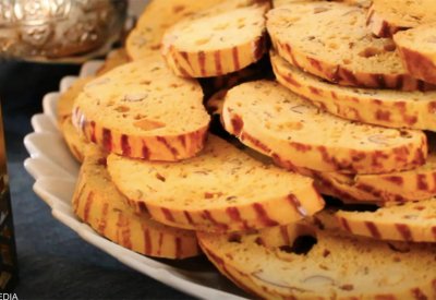 حلويات وأزياء تقليدية.. عودة الدفء لأجواء عيد الفطر بالمغرب