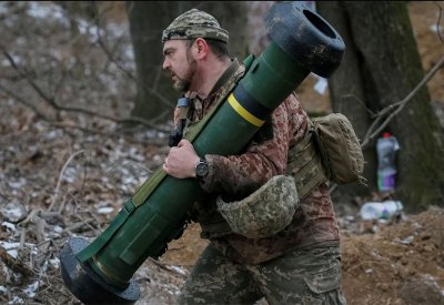 لأول مرة.. البنتاغون يعترف بتدريب جيش أوكرانيا على "جافلين"