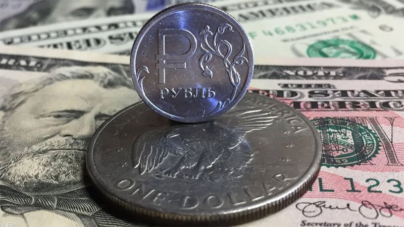 الروبل الروسي يقفز لأعلى مستوى في أكثر من عامين