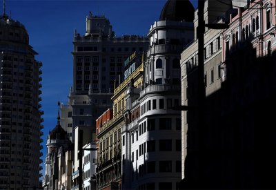 انفجار بمبنى في مدريد.. وهذه التفاصيل