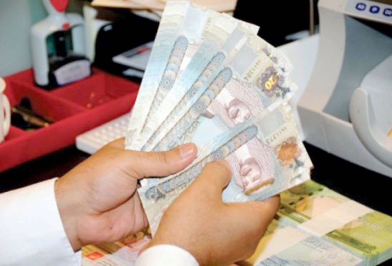 لأول مرة.. القروض المصرفية تبلغ 11 مليار دينار