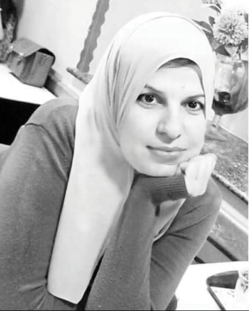 الشاعرة المصرية سلوى عبد الحليم تحكي "عن الكتابة التي تعيد إلينا السعادة وتعيد الألم أيضا"
