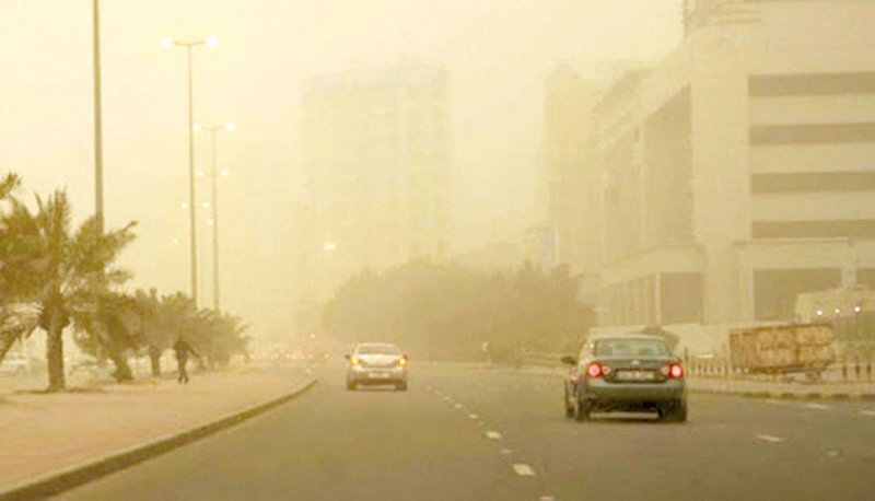 المطر غادر .. وعاد الغبار