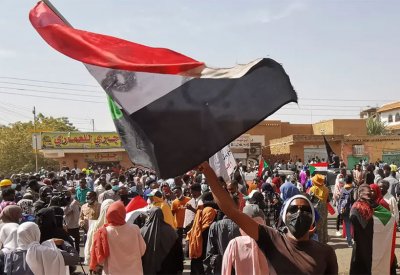 واشنطن للسيادي السوداني: ارفعوا حالة الطوارئ