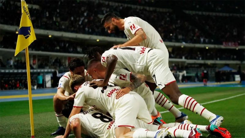 ميلان يستعيد صدارته بثلاثية فيرونا