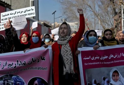 ضغوط أميركية على طالبان.. ما لم تتراجع عن قراراتها بشأن النساء