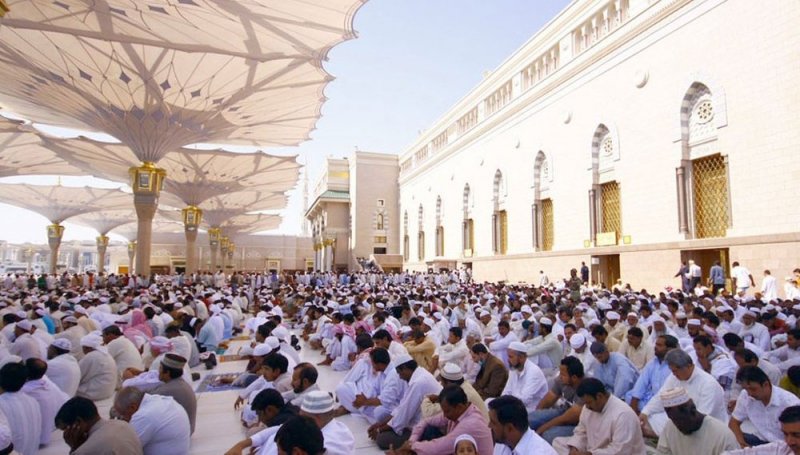 بالصور: 22 مليون مصلٍ في المسجد النبوي