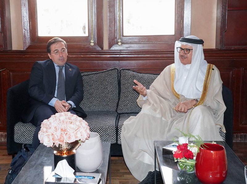 وزير الخارجية يجتمع مع وزير الشؤون الخارجية بإسبانيا
