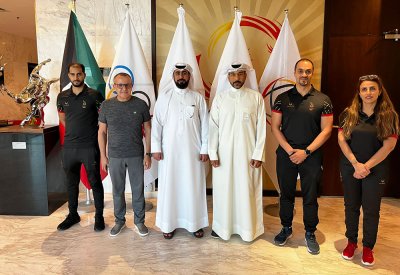 وصول البعثة الإدارية إلى الكويت