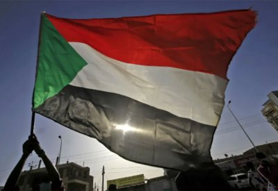 البرهان: الشعب السوداني سيختار عبر الانتخابات من سيحكمه