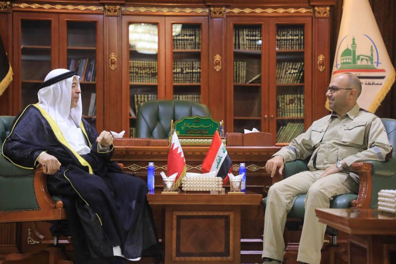 القنصل العام في النجف يبحث التعاون مع محافظ النجف بالعراق