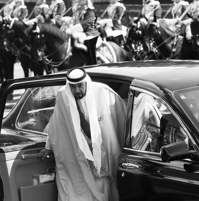 "قائد مرحلة التمكين".. مسيرة حافلة للشيخ خليفة بن زايد