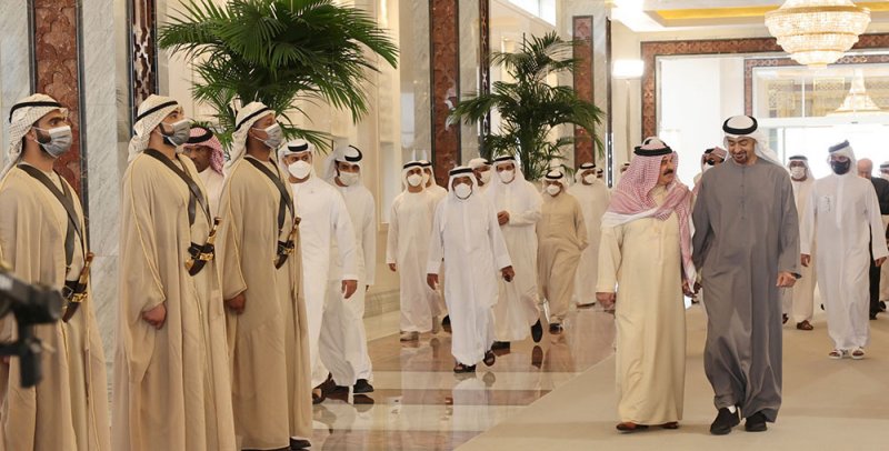 جلالة الملك المفدى يقدم التعازي والمواساة لقيادة دولة الإمارات في وفاة صاحب السمو الشيخ خليفة بن زايد آل نهيان رحمه الله