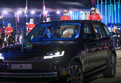 مشاركة مميزة لخيالة الحرس الملكي البحريني في ختام مهرجان ويندسور للفروسية