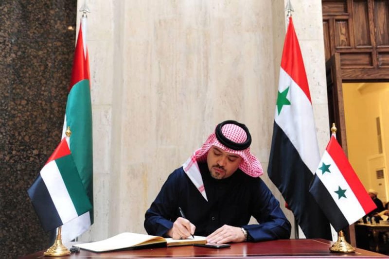 القائم بالأعمال بالإنابة في سفارة البحرين بدمشق يقدم واجب العزاء في وفاة سمو الشيخ خليفة بن زايد