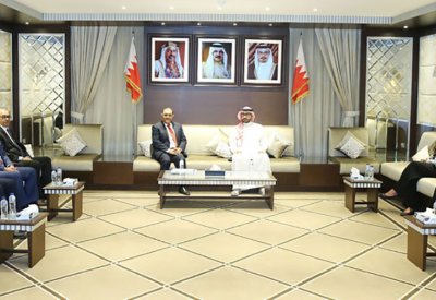 المؤيد يستقبل رئيس جمعية تجار ثاتاي هندو في البحرين
