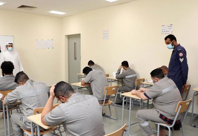 الإصلاح والتأهيل: اتخاذ الإجراءات وتقديم التسهيلات اللازمة لتمكين الطلبة النزلاء من تقديم الامتحانات النهائية