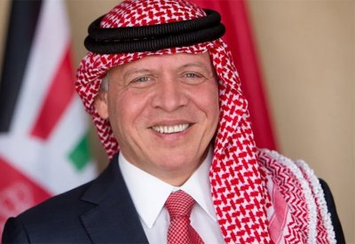 ملك الأردن يوافق على تقييد اتصالات الأمير حمزة وإقامته