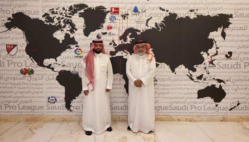 الحمادي يزور رابطة الدرجة الأولى السعودية "دوري يلو"