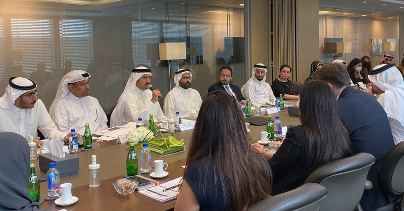 وكيل وزارة الخارجية للشؤون السياسية يبحث تعزيز الشراكة مع مجلس التنمية الاقتصادية في الترويج الاستثماري