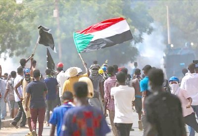 تظاهرات جديدة بالخرطوم ضد الانقلاب وتوقيف قياديين