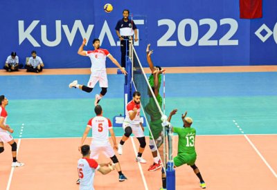 “أحمر الطائرة” يجهز على نظيره السعودي ويلاقي الإمارات اليوم