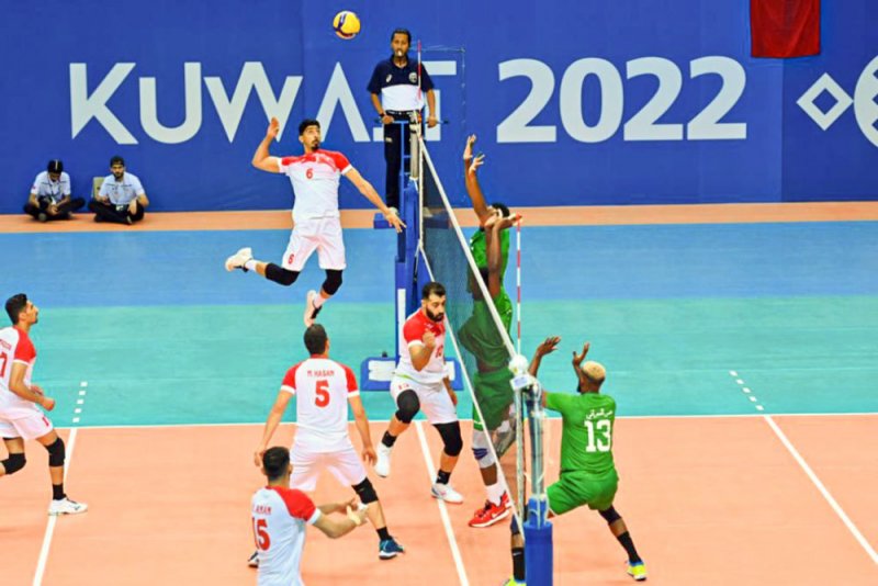 “أحمر الطائرة” يجهز على نظيره السعودي ويلاقي الإمارات اليوم
