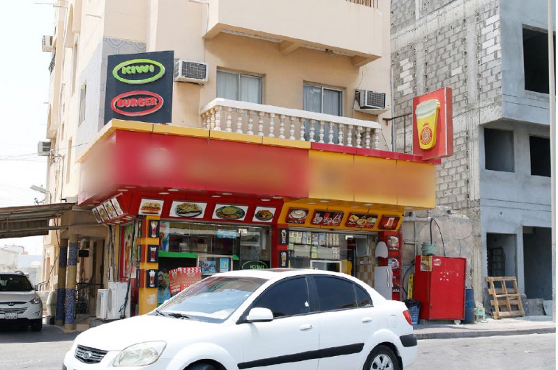 الأهالي يضيقون ذرعا بمحلات الكرك